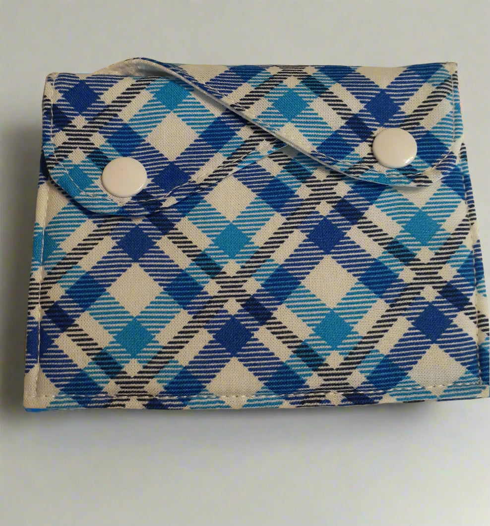 Double Snap Card Holder